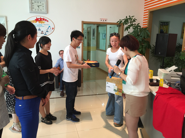 撕名牌冠軍團(tuán)隊(duì)