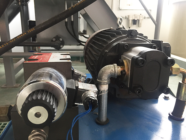 污水處理廠回轉(zhuǎn)式鼓風(fēng)機(jī)的應(yīng)用