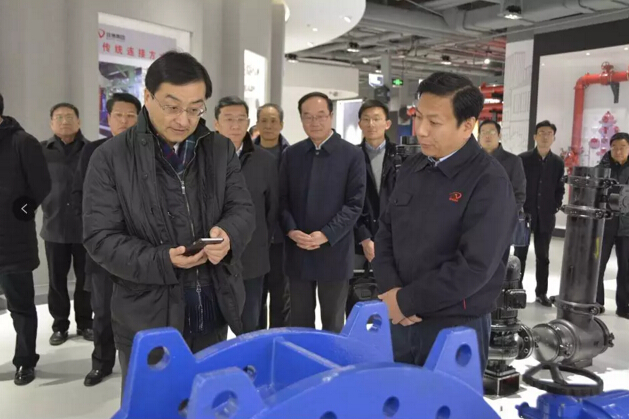 玫德集團(tuán)受山東省副省長(zhǎng)劉強(qiáng)一行走訪調(diào)研