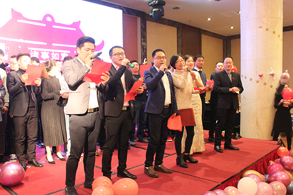 2019依斯倍環(huán)保年會集體大合唱