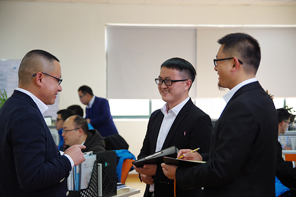 依斯倍環(huán)保工藝技術團隊