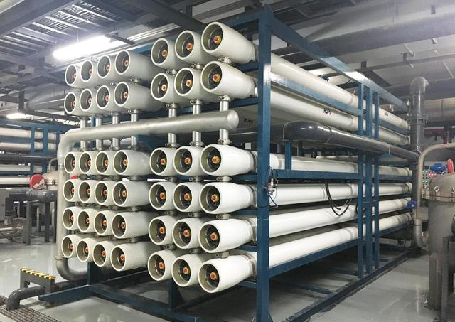 工業(yè)超純水處理設(shè)備為何不采用一級(jí)反滲透