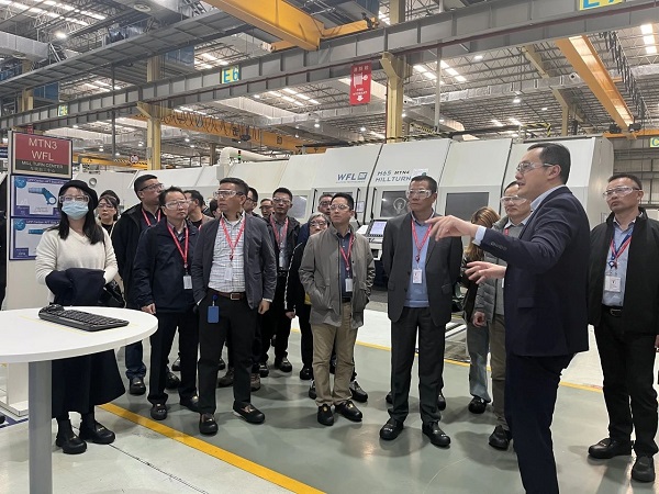 “合聚共贏 協(xié)力同行“依斯倍環(huán)保參觀賽峰，共探可持續(xù)發(fā)展之路