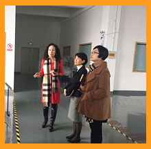 園區(qū)經(jīng)發(fā)委領導一行走進依斯倍