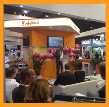 依斯倍參加2017年上海世環(huán)會