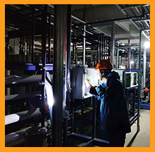 五一加班加點(diǎn)奮斗在一線