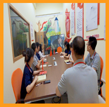 依斯倍黨建活動(dòng)觀看紅色電影